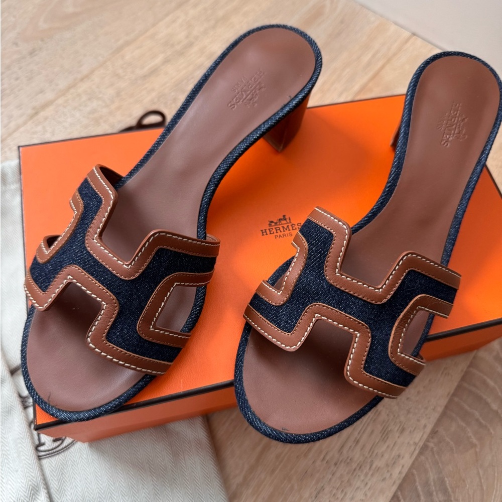 Hermès Oasis sandals two tones, jeans and gold woman size 37.5.